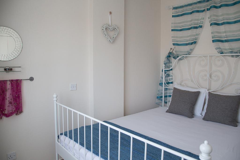 Paphos Love Hut Apartment Exterior photo